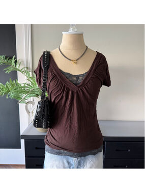 Zara Collection Brown V Neck Y2K Tee Soft Draped Vintage Basic Size L